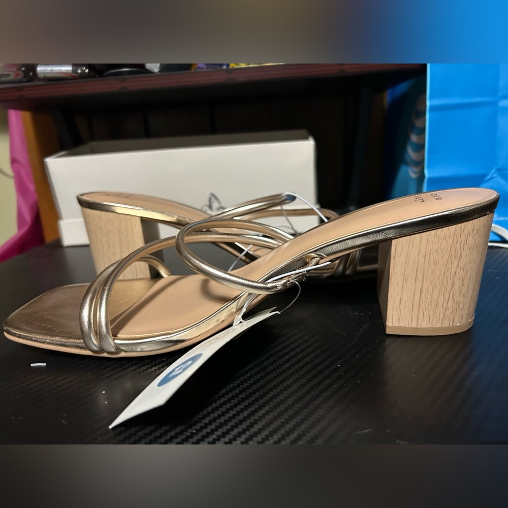 Target block heels size 12. Never been worn.